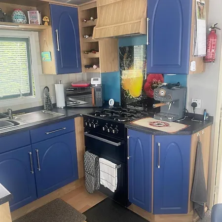 度假居 Relaxing Caravan Near District
